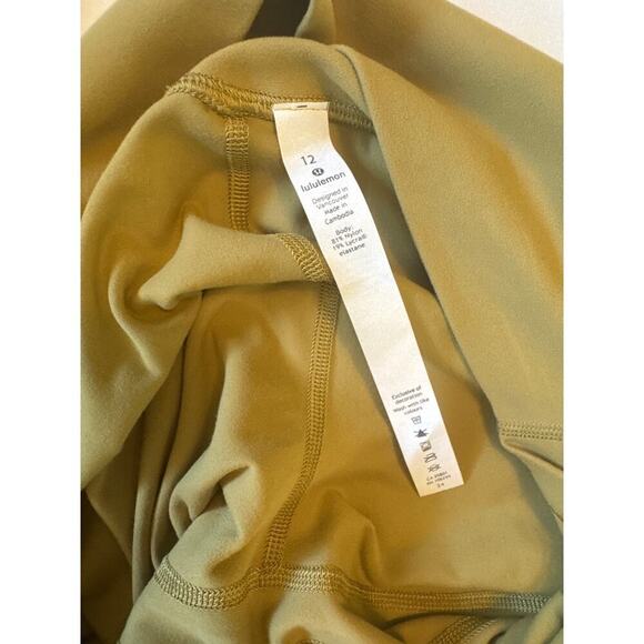 Lululemon Women's Align Leaf Green HighRise Leggings Size 12 Yoga Pilates Casual - Picture 4 of 8